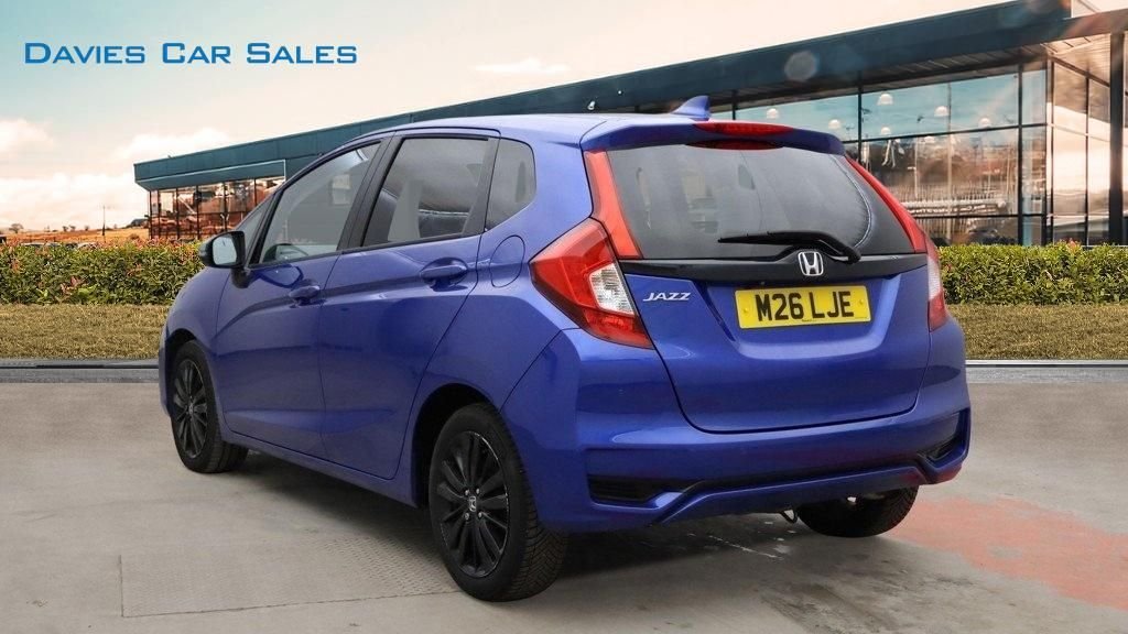 Used Honda Jazz 2018 for sale - 77250425: Photo 3