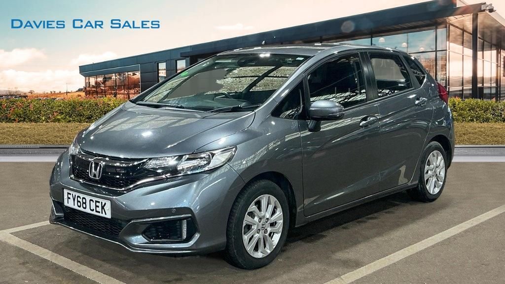 Used Honda Jazz 2018 for sale - 76080869: Photo 2