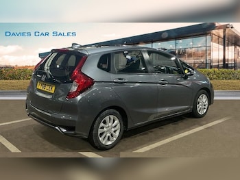 Used Honda Jazz 2018 for sale - 76080869: Photo 4