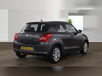 Used Suzuki Swift 2023 for sale - 78358648: Photo