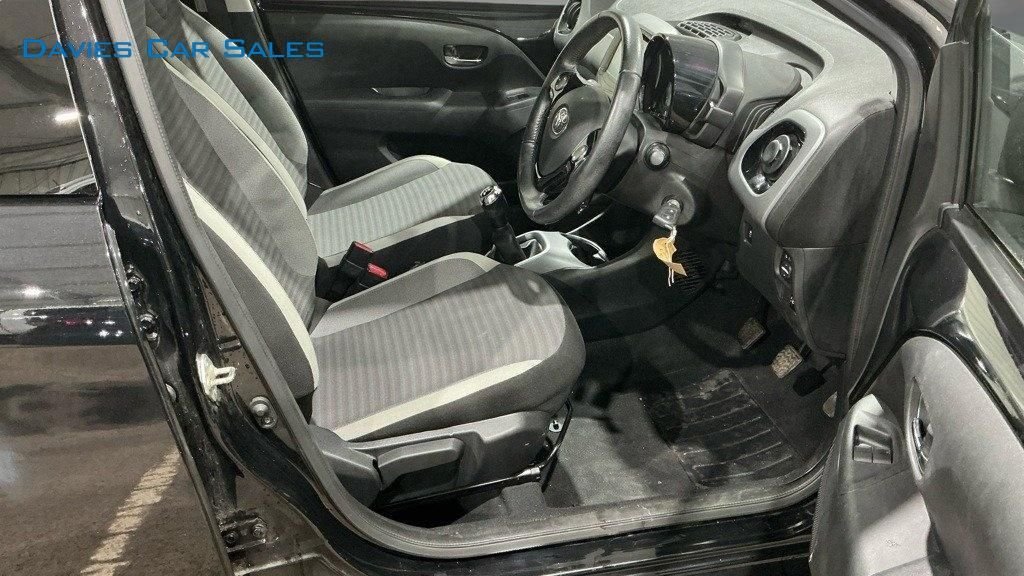 Used Toyota AYGO 2018 for sale - 77437296: Photo 10