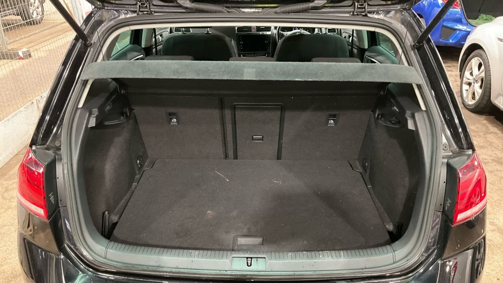 Used Volkswagen Golf 2019 for sale - 77835531: Photo 7