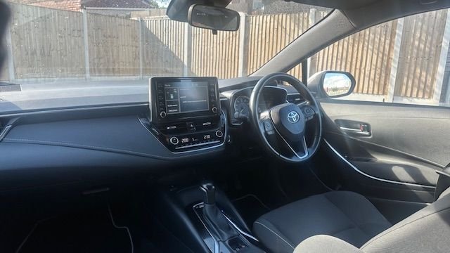 Used Toyota Corolla 2020 for sale - 76048359: Photo 9