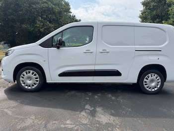 Used Vauxhall Combo 2024 for sale - 79642900: Photo
