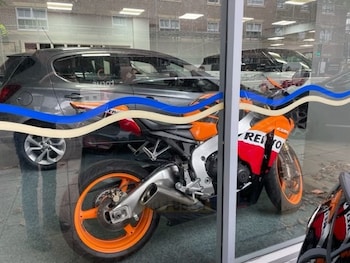 Used Honda CBR 2011 for sale - bike-64173831: Photo