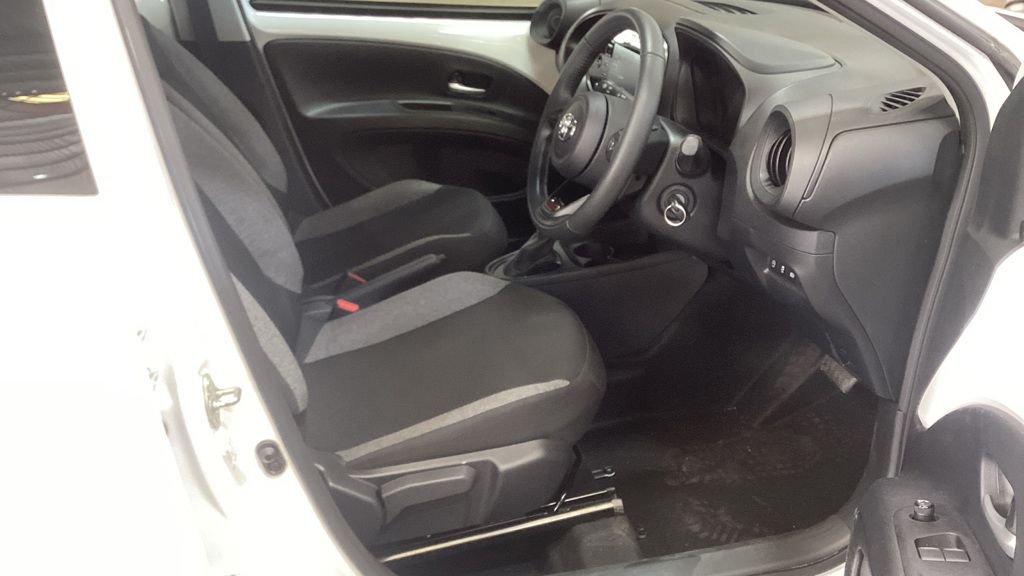 Used Toyota Aygo X 2023 for sale - 78083119: Photo 8