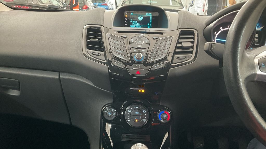 Used Ford Fiesta 2015 for sale - 78124081: Photo 10