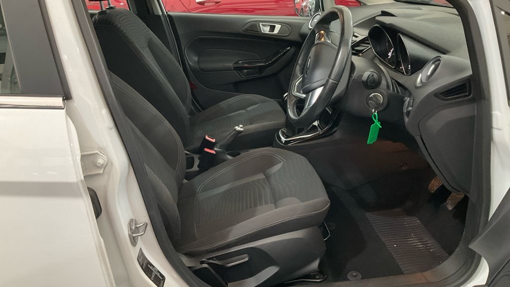 Used Ford Fiesta 2015 for sale - 78124081: Photo 8