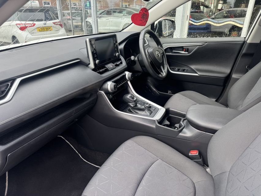 Used Toyota RAV4 2021 for sale - 77521208: Photo 5