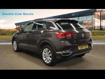 Used Volkswagen T-Roc 2019 for sale - 74721642: Photo