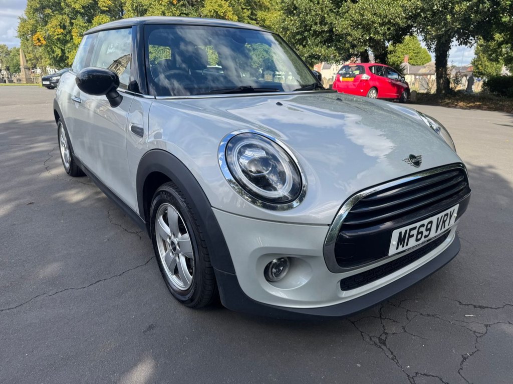Used MINI Hatch 2019 for sale - 76038814: Photo 1