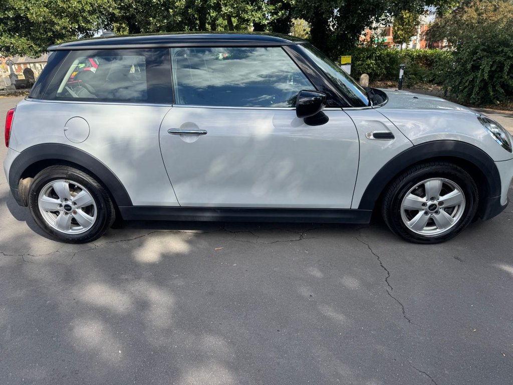 Used MINI Hatch 2019 for sale - 76038814: Photo 8