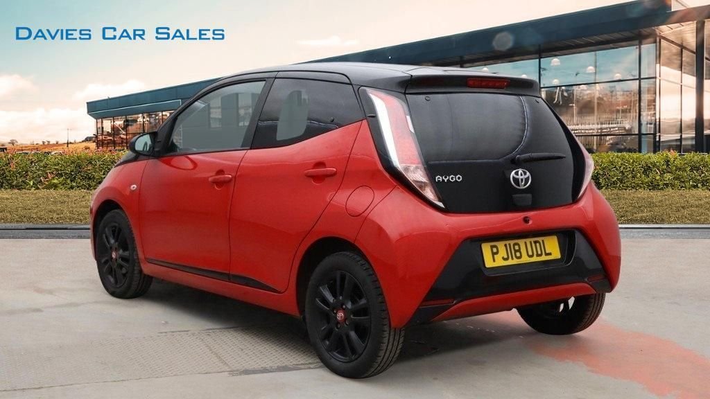 Used Toyota AYGO 2018 for sale - 77806775: Photo 2