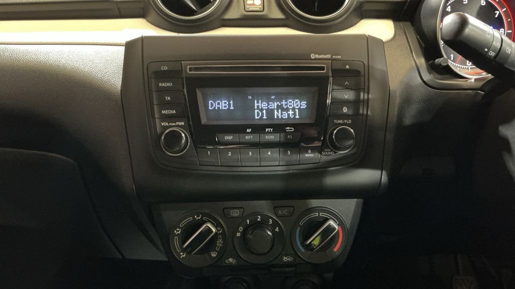 Used Suzuki Swift 2018 for sale - 78003111: Photo 10