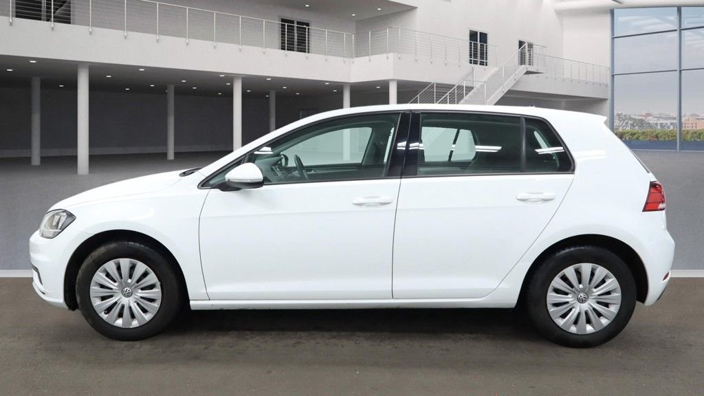 Used Volkswagen Golf 2019 for sale - 77680929: Photo 8