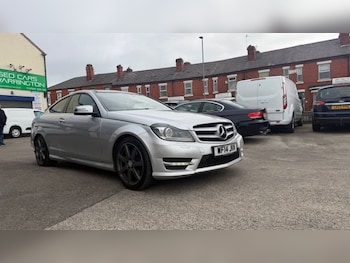 Used Mercedes-Benz C Class 2014 for sale - 78426135: Photo