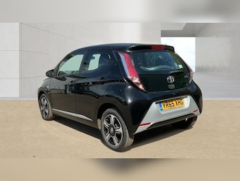 Used Toyota AYGO 2015 for sale - 78781200: Photo