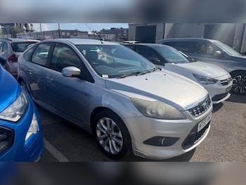 Used Ford Focus 2010 for sale - 78414410: Photo