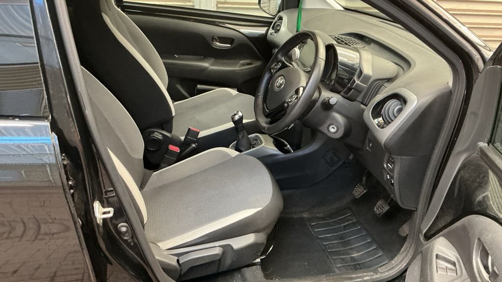 Used Toyota AYGO 2021 for sale - 77111164: Photo 6