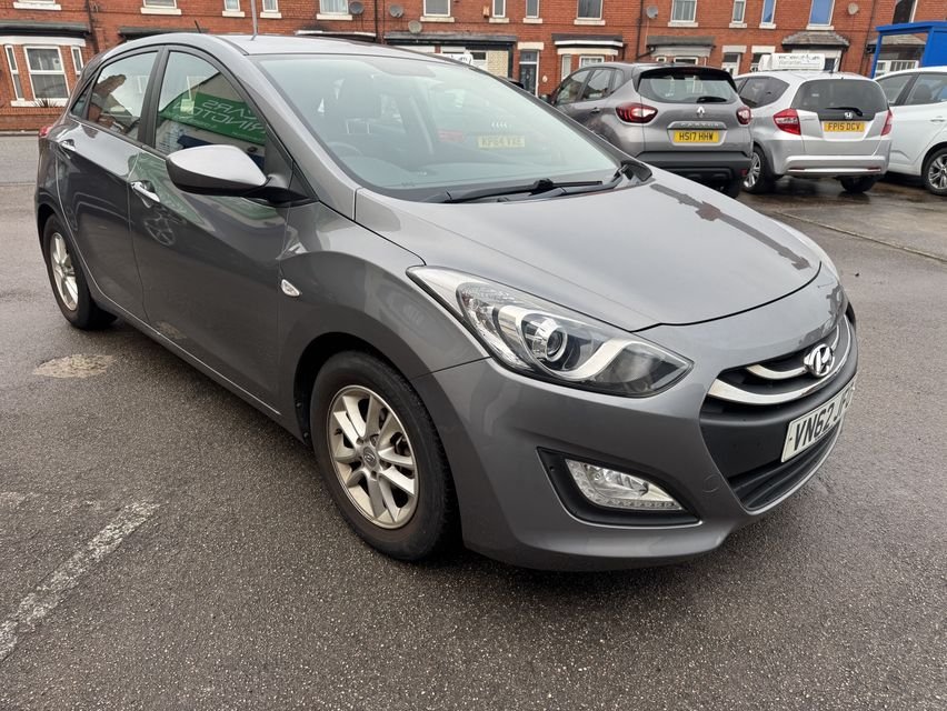 Used Hyundai i30 2012 for sale - 77692652: Photo 1