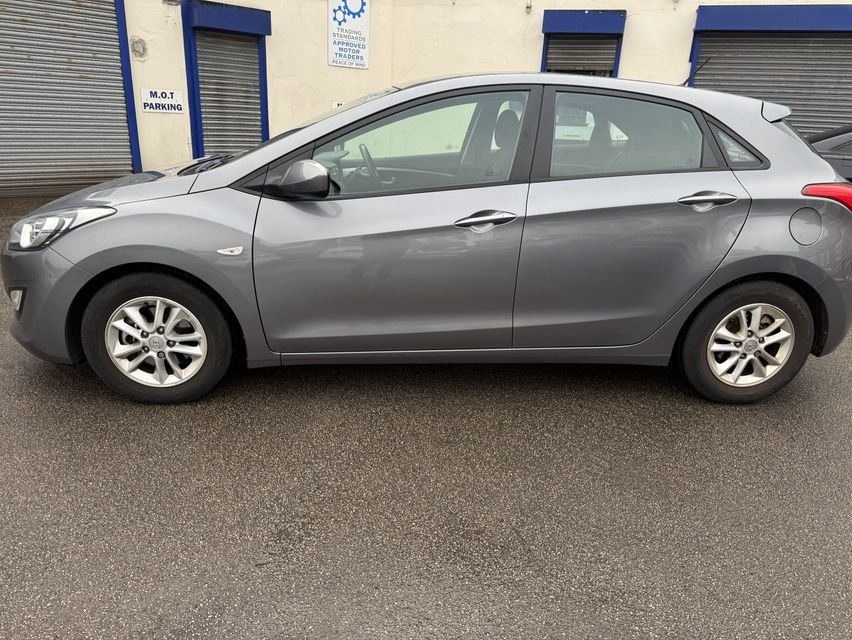Used Hyundai i30 2012 for sale - 77692652: Photo 4