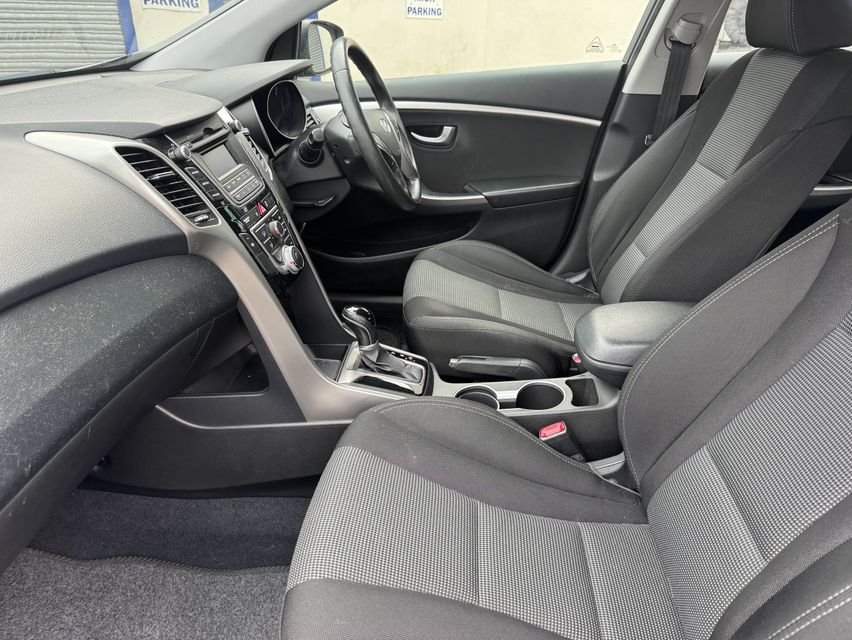 Used Hyundai i30 2012 for sale - 77692652: Photo 5