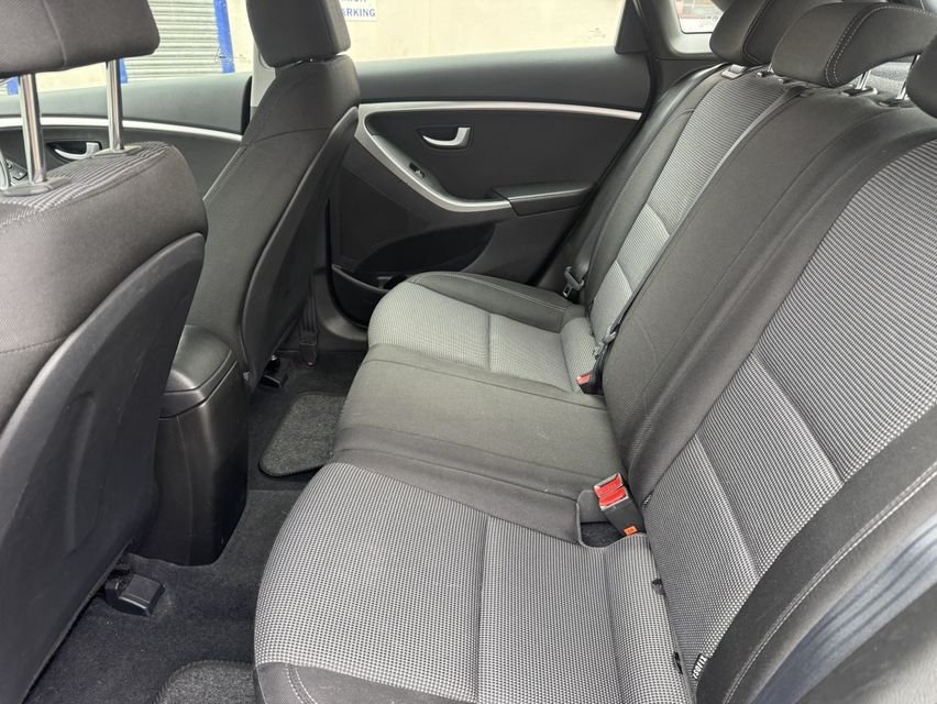 Used Hyundai i30 2012 for sale - 77692652: Photo 6