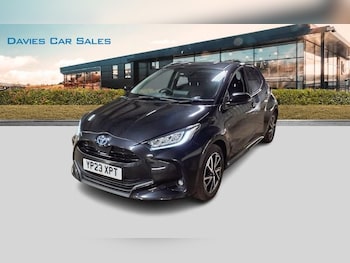 Used Toyota Yaris 2023 for sale - 77936657: Photo