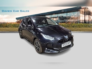 Used Toyota Yaris 2023 for sale - 77936657: Photo