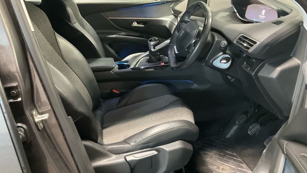 Used Peugeot 5008 2018 for sale - 77250729: Photo 8