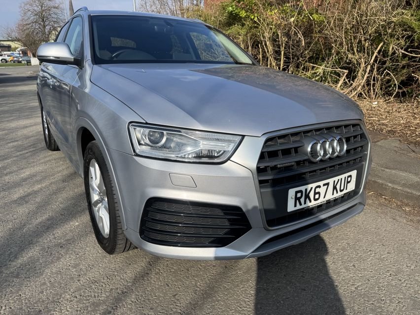 Used Audi Q3 2017 for sale - 77765163: Photo 2