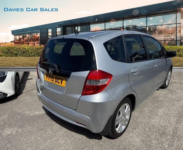 Used Honda Jazz 2015 for sale - 74570671: Photo 4