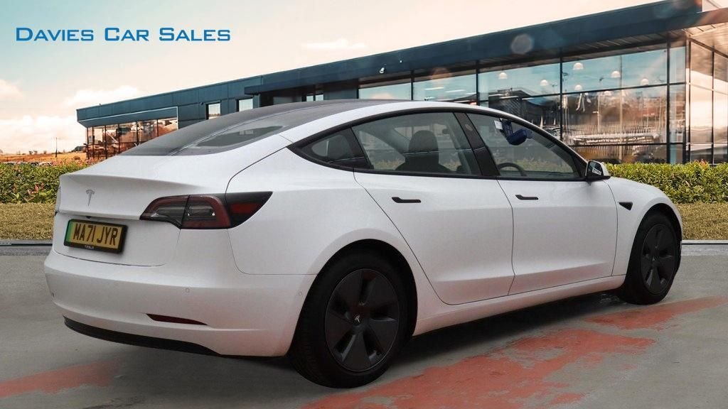 Used Tesla Model 3 2021 for sale - 76406943: Photo 4