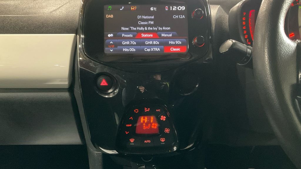 Used Toyota AYGO 2017 for sale - 77153484: Photo 9