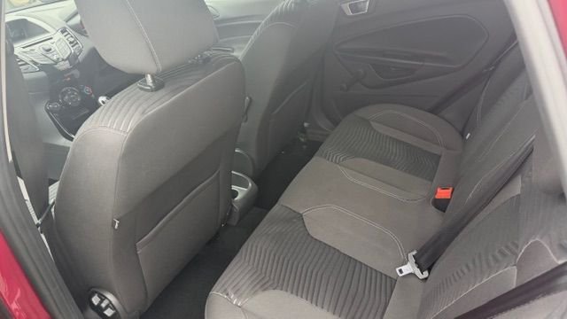 Used Ford Fiesta 2014 for sale - 77920109: Photo 6