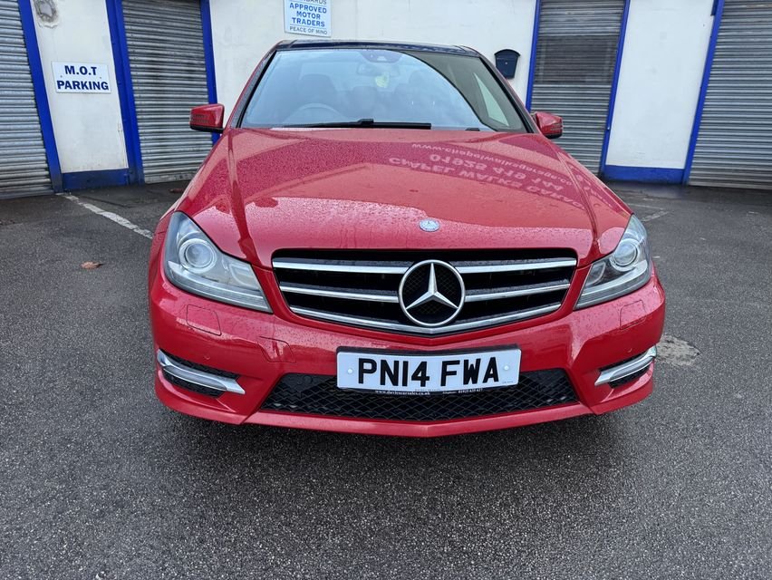 Used Mercedes-Benz C Class 2014 for sale - 77172114: Photo 2