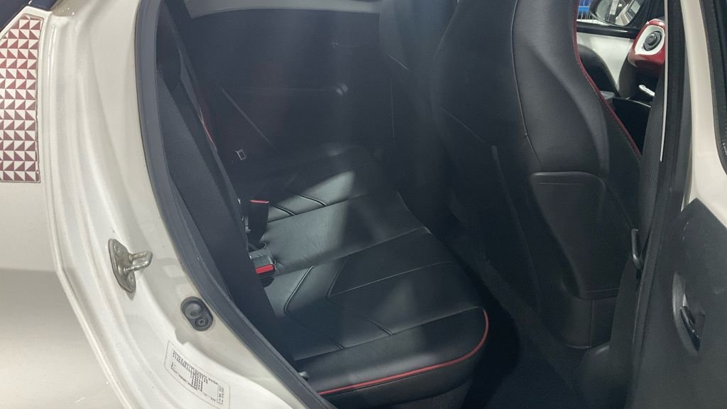 Used Toyota AYGO 2017 for sale - 76632202: Photo 7