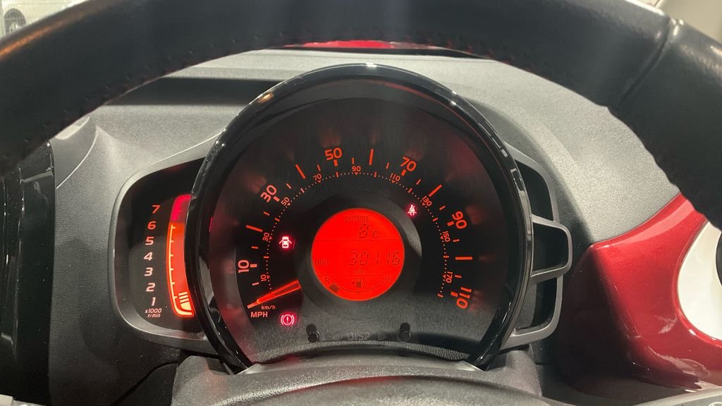 Used Toyota AYGO 2017 for sale - 76632202: Photo 9