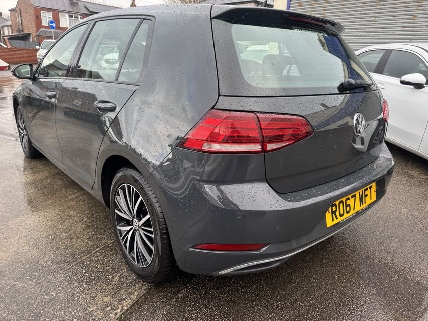 Used Volkswagen Golf 2017 for sale - 77621439: Photo 8