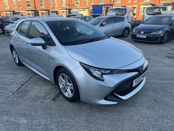 2022 (22) - 1.8 VVT-i Hybrid Icon Tech 5dr CVT