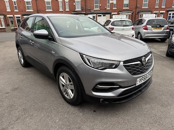 2018 (68) - 1.5 Turbo D SE 5dr