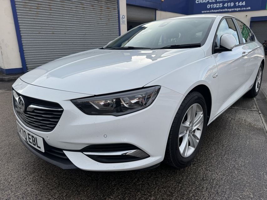 Used Vauxhall Insignia 2020 for sale - 77342043: Photo 3