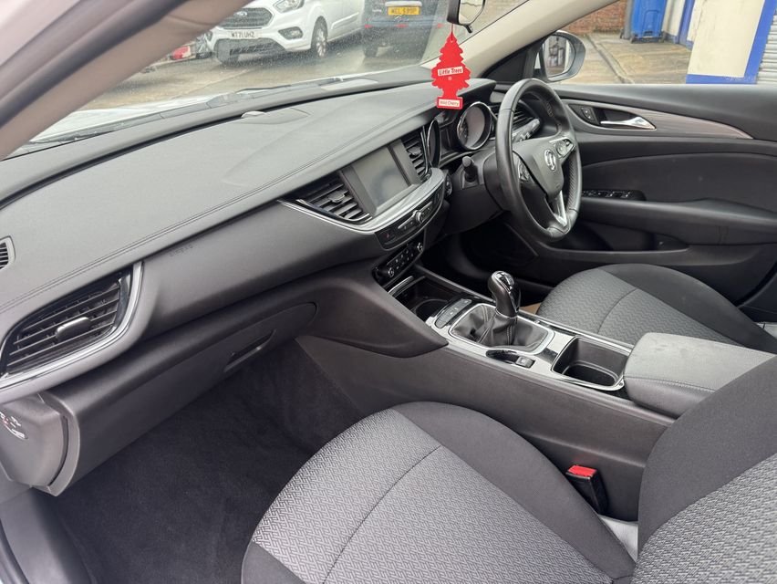 Used Vauxhall Insignia 2020 for sale - 77342043: Photo 5