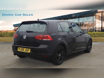Used Volkswagen Golf 2016 for sale - 77780495: Photo