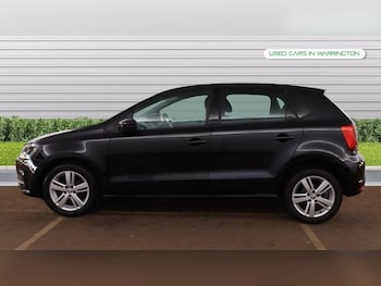 Used Volkswagen Polo 2017 for sale - 75929603: Photo