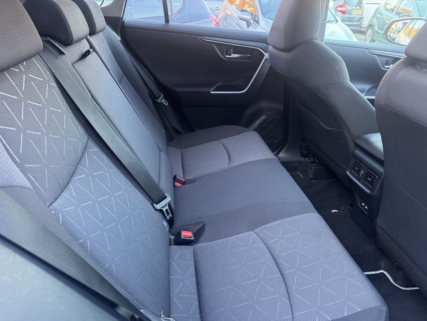 Used Toyota RAV4 2021 for sale - 76655074: Photo 11