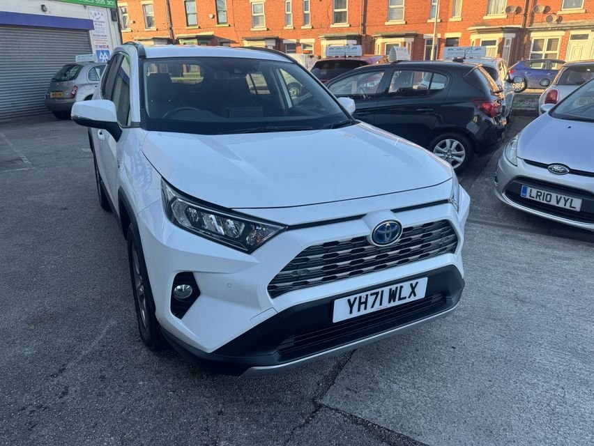 Used Toyota RAV4 2021 for sale - 76655074: Photo 2