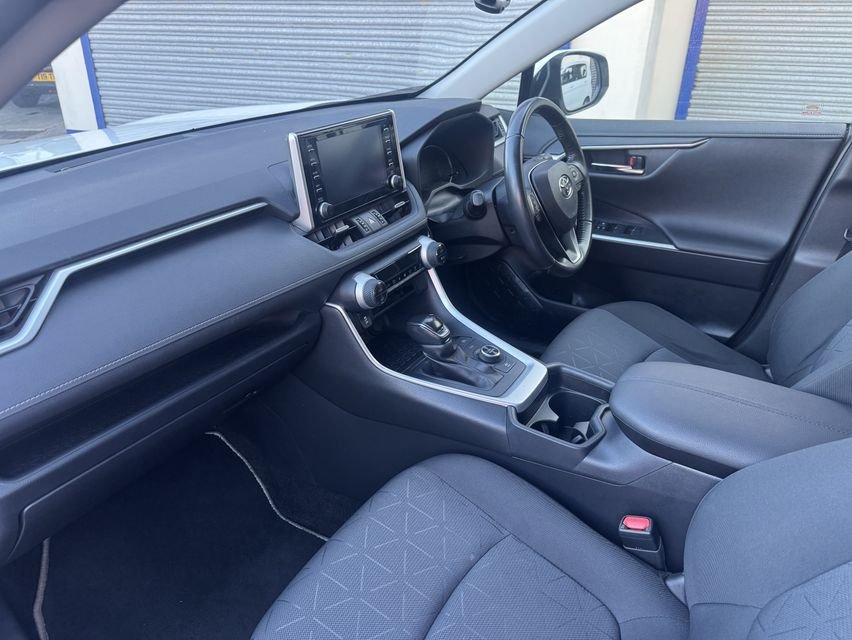 Used Toyota RAV4 2021 for sale - 76655074: Photo 4