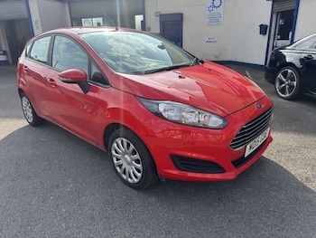 Used Ford Fiesta 2015 for sale - 77764999: Photo