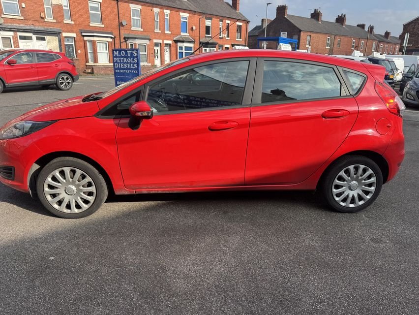 Used Ford Fiesta 2015 for sale - 77764999: Photo 3